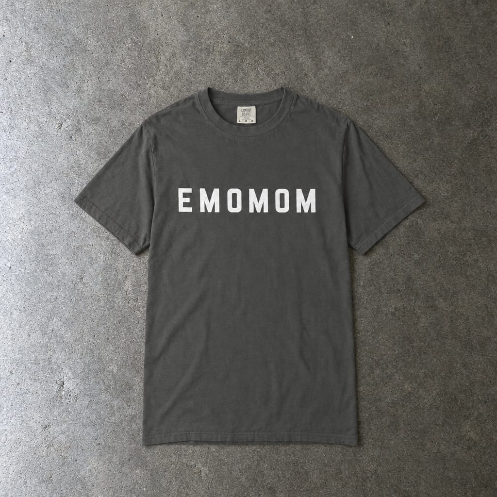 emomom Tee on Comfort Colors Pepper / M